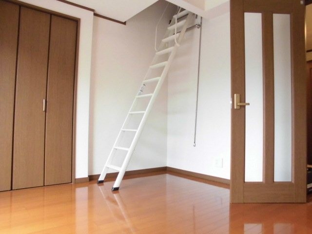 (居間)