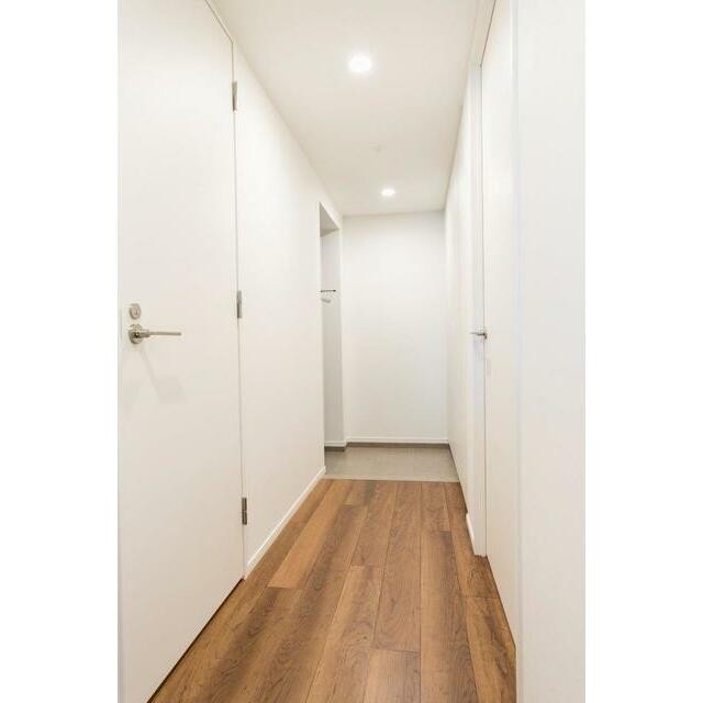※写真は同タイプ住戸です。(玄関)