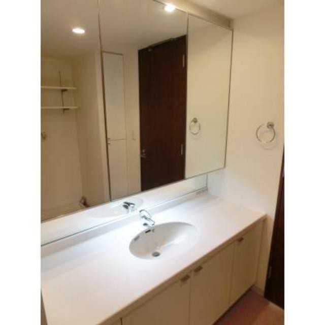 ※写真は同タイプ住戸です。(内装)
