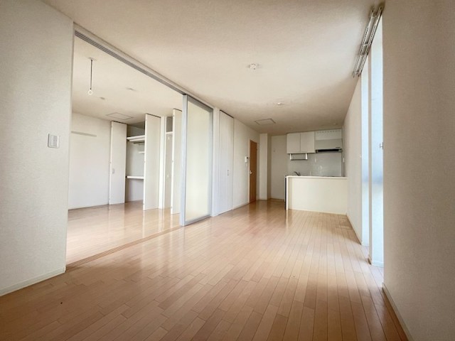 (居間)
