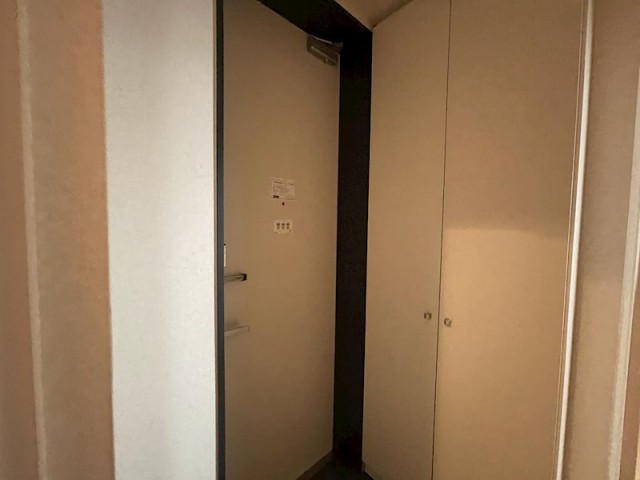 (玄関)