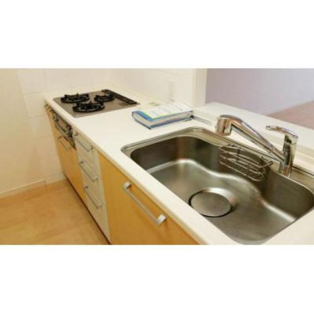 ※写真は同タイプ住戸です。(キッチン)