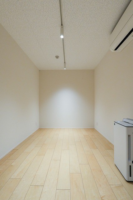 (居間)