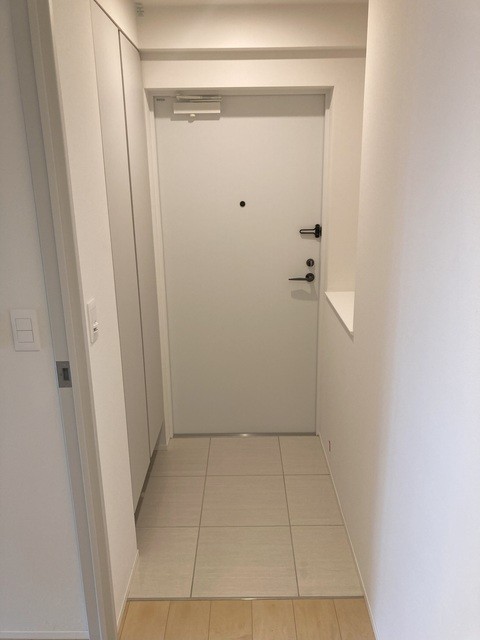 (玄関)