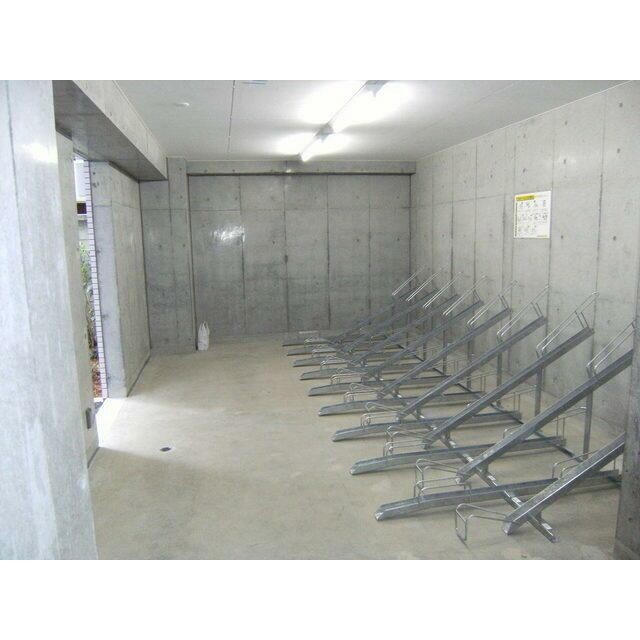 1F駐輪場