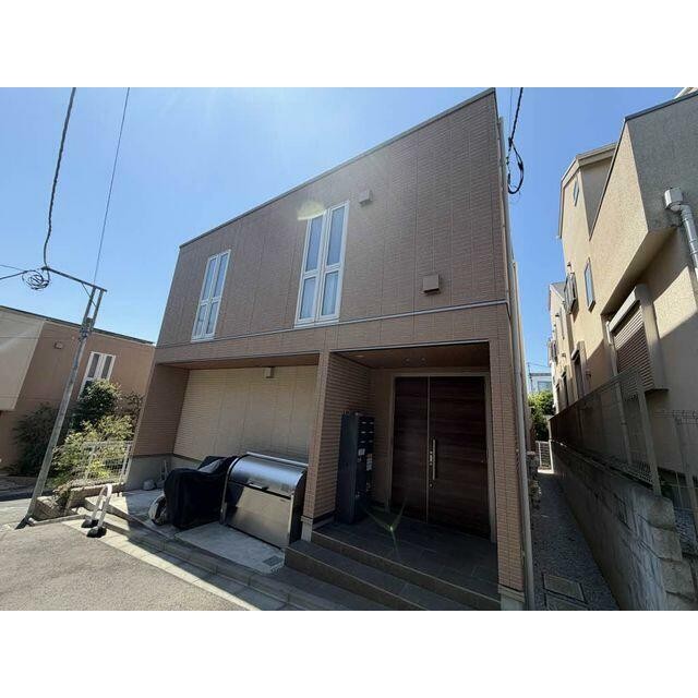 ★積水ハウス施工の賃貸住宅『シャーメゾン』(外観)