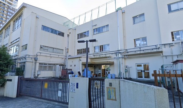 目黒区立下目黒小学校（目黒）（1235m）(周辺)