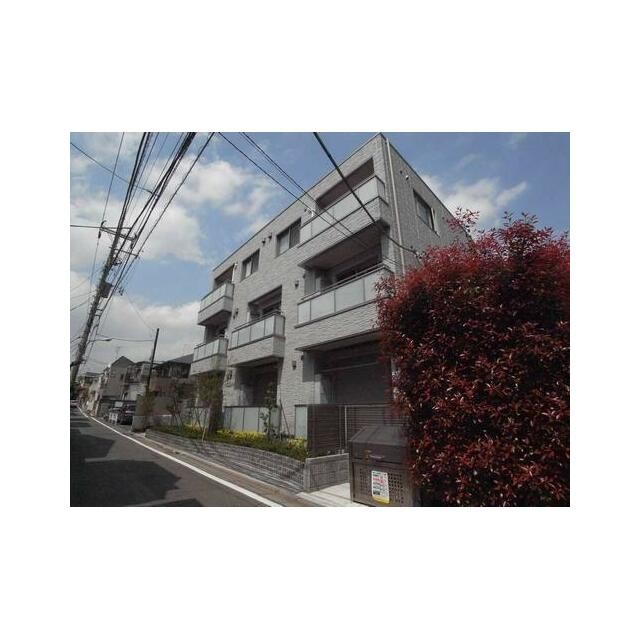 ☆重量鉄骨造の3階建て