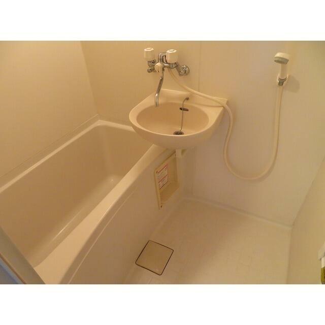 ※同仕様写真含む(風呂)
