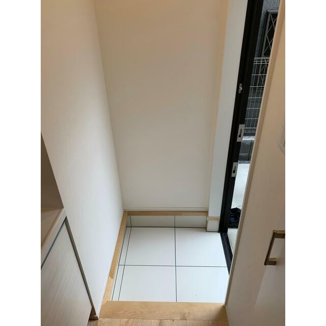 (玄関)