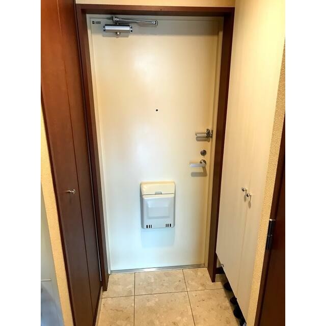 (玄関)