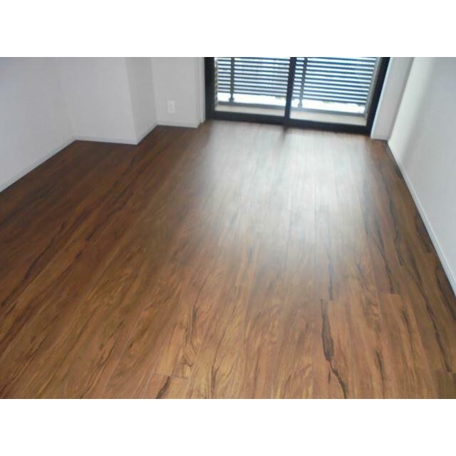(居間)