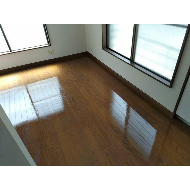 (居間)
