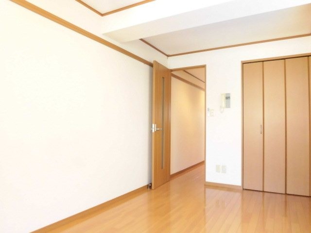 (居間)