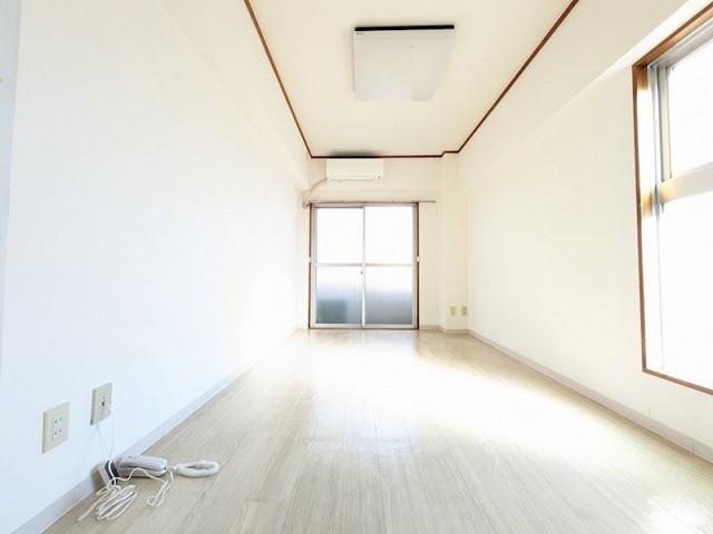 ※同仕様写真(居間)