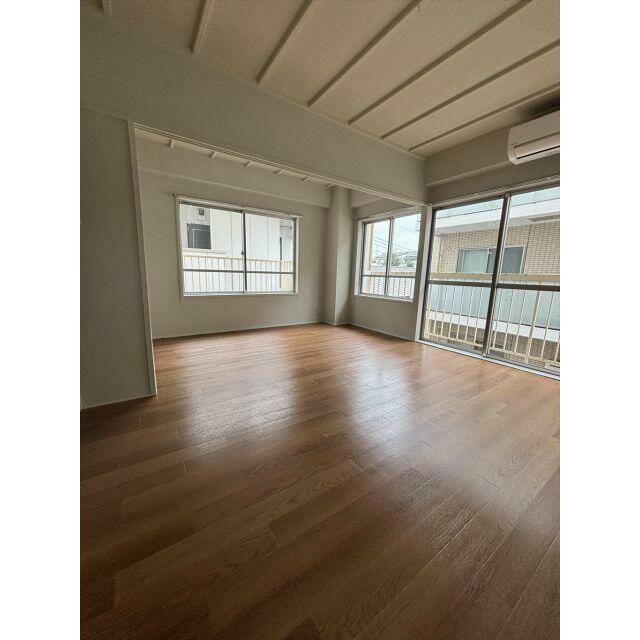 和室から洋室へリフォームしました！(居間)