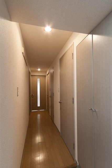 ※写真は同タイプ住戸です。(玄関)