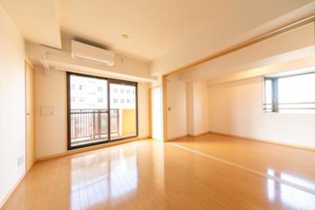 ※写真は同タイプ住戸です。(居間)