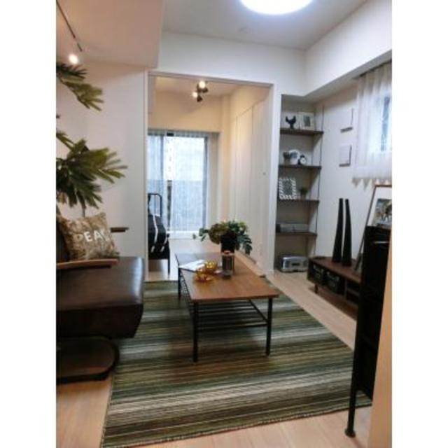 ※写真は同タイプ住戸です。(居間)