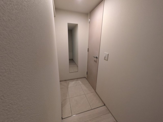 (玄関)