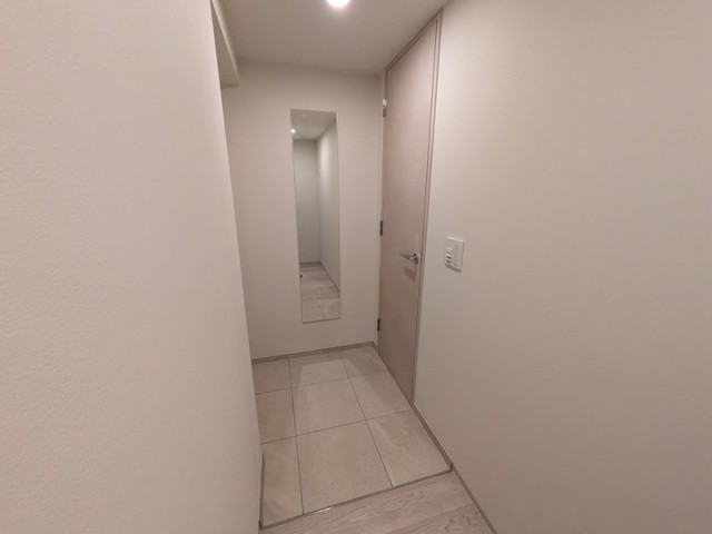(玄関)