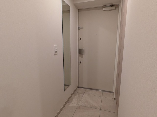 (玄関)