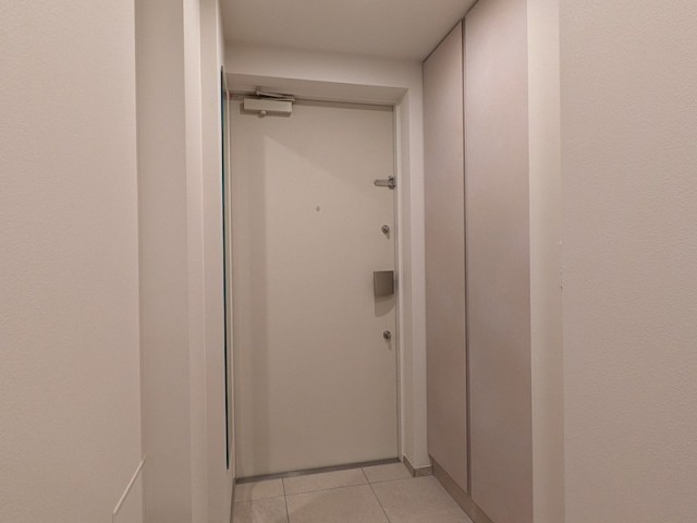 (玄関)