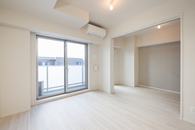 ※写真は同タイプ住戸です。(居間)
