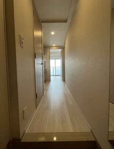 ※同仕様写真含む(玄関)