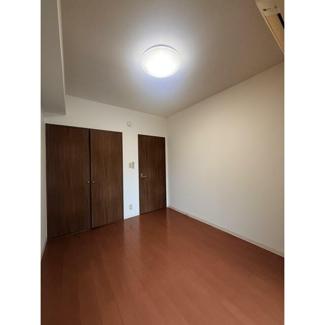 洋室（現況）(内装)