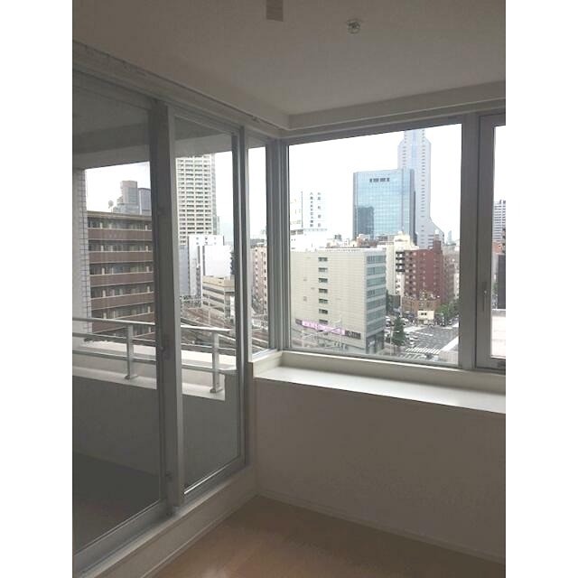 (居間)