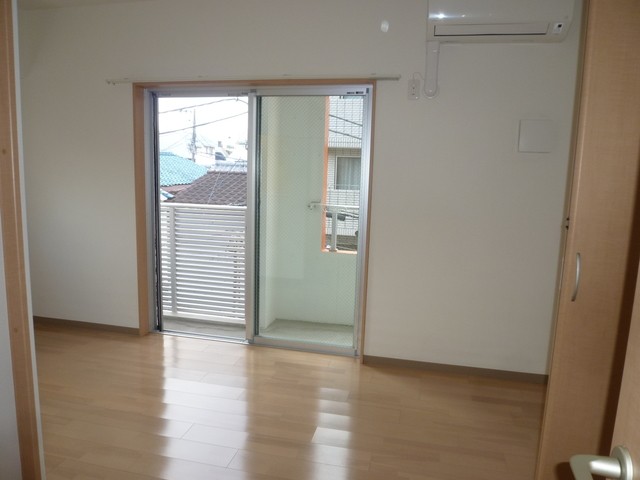 (居間)