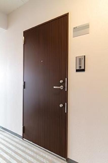 ※写真は同タイプ住戸です。(玄関)