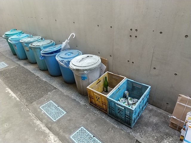 (玄関)