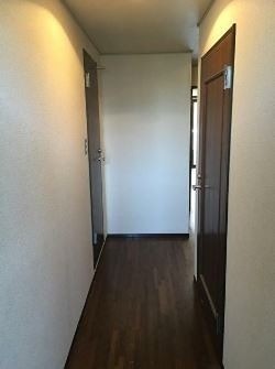 ※同仕様写真含む(玄関)