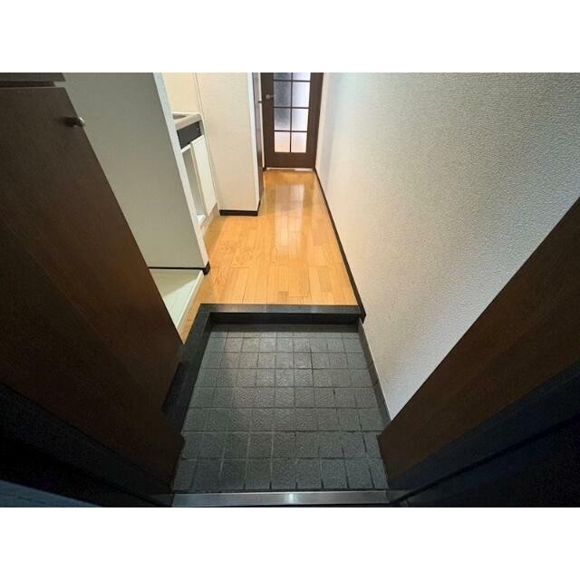 (玄関)