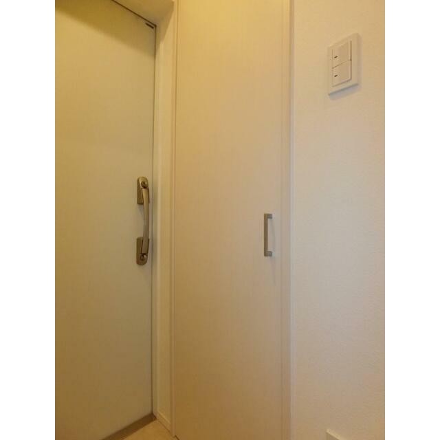 (玄関)