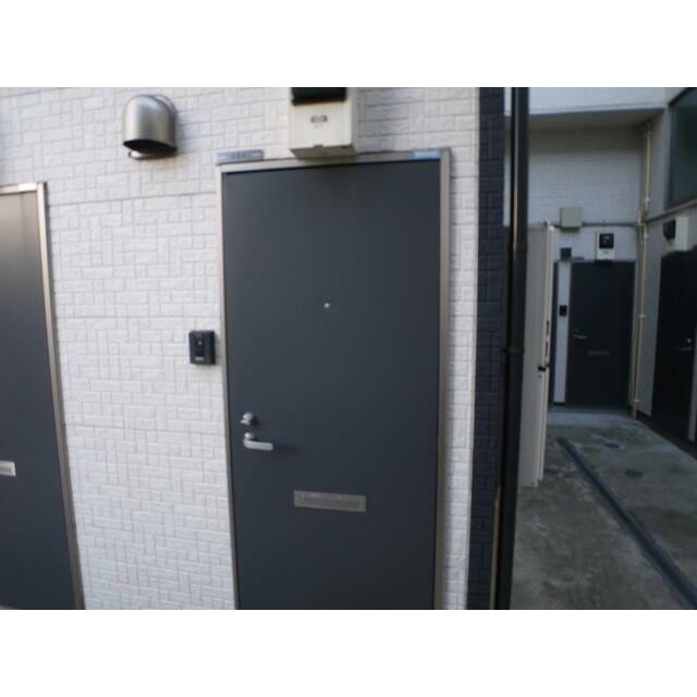 (玄関)