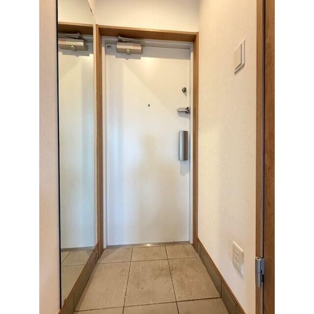 (玄関)