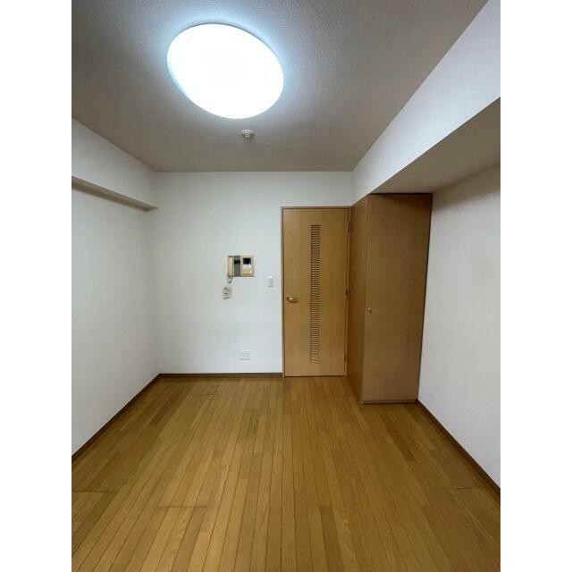 (居間)