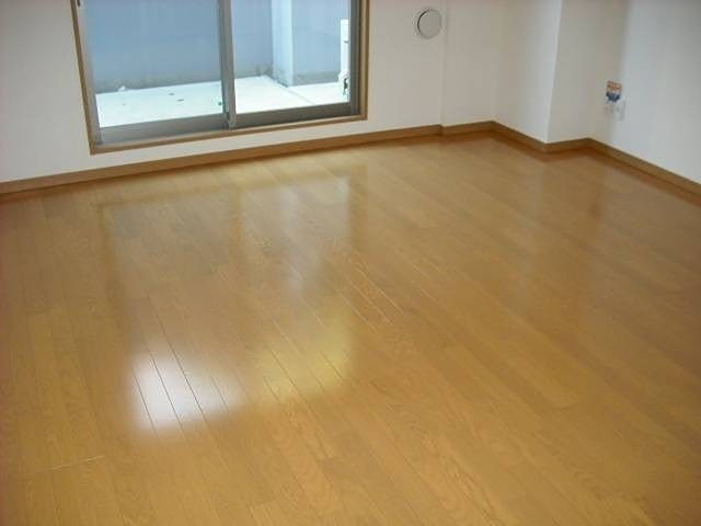 (居間)