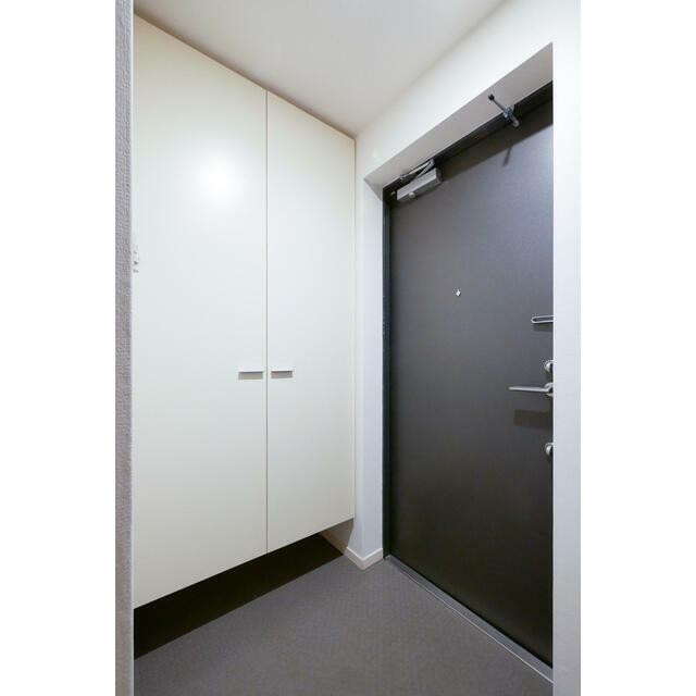 (玄関)