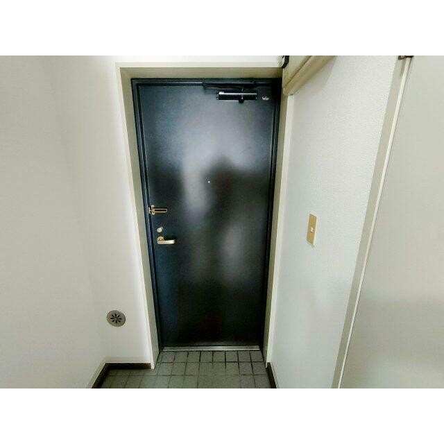 (玄関)