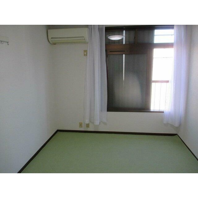 (居間)