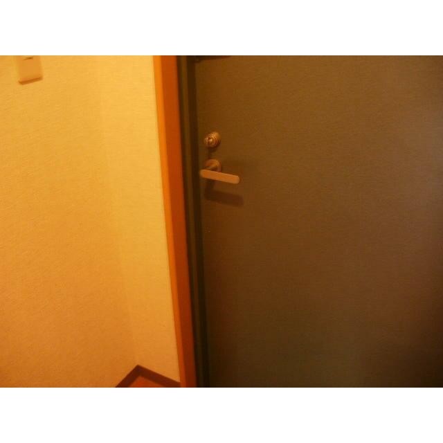 ※別部屋参考写真です(玄関)