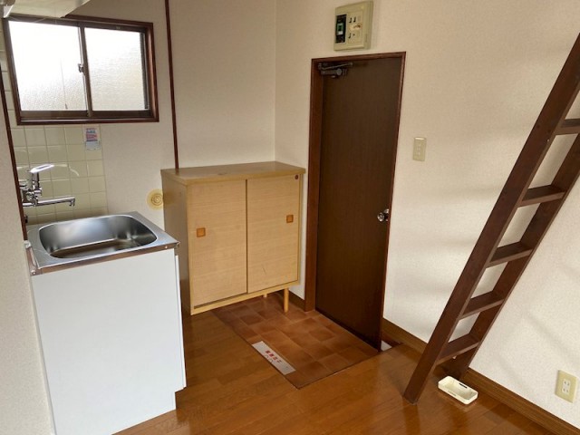 (玄関)