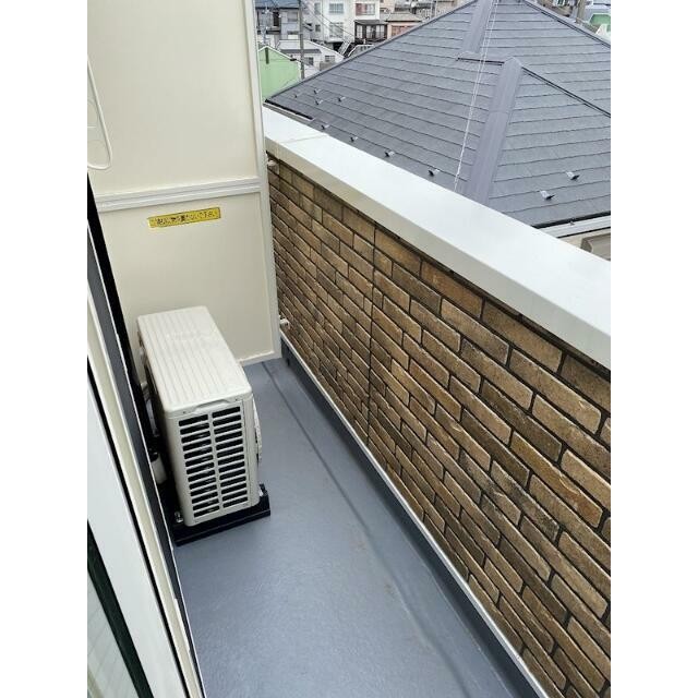 2階はバルコニー付き