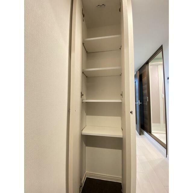 シューズボックス