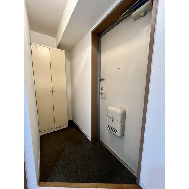 (玄関)