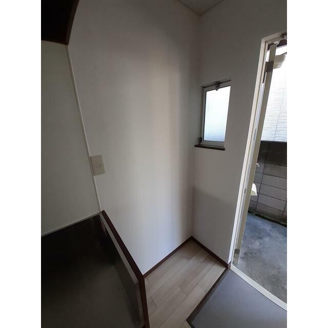 (玄関)